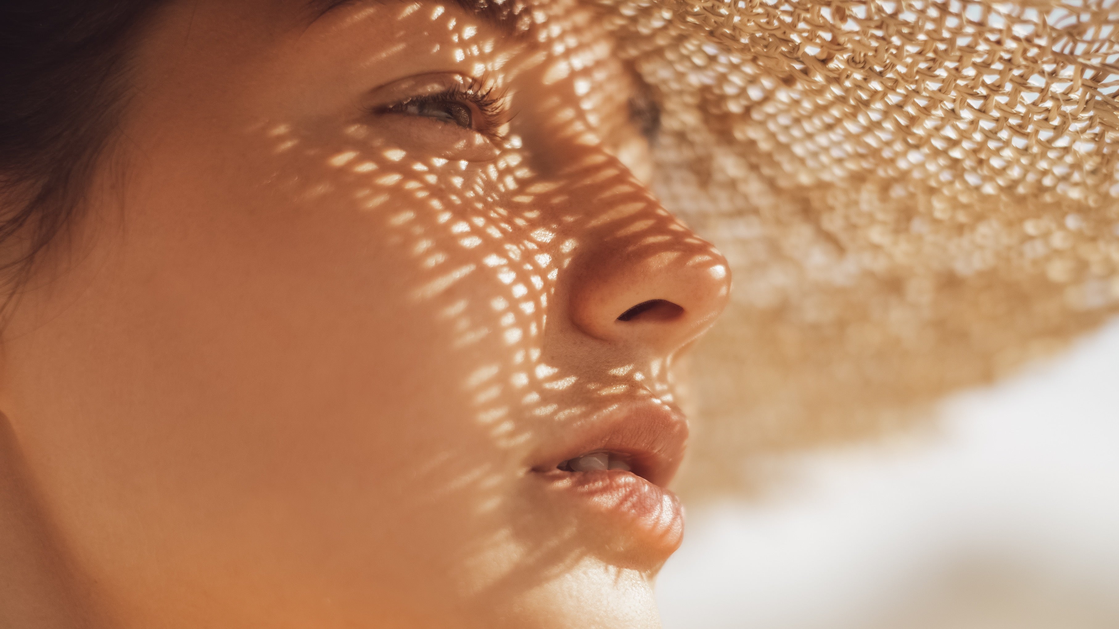 Cómo tratar calenturas labiales de forma natural. Herbolario Salud Mediterránea